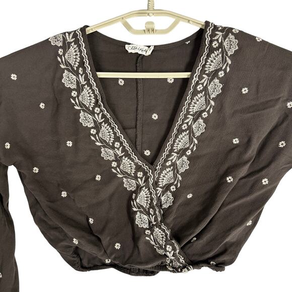 Chloe Katie Top Boho Cropped Womens Size M Brown 100% Rayon V-Neck - Picture 1 of 8